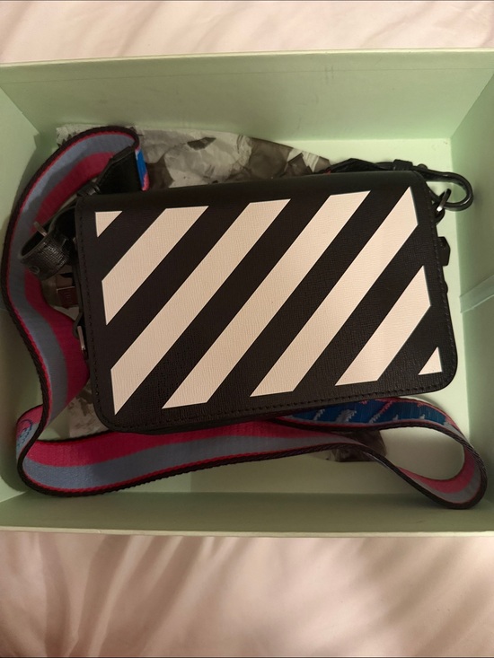 Off-White Handbags - Off-White Black Leather Wristlet Clutch with Silver Ring Pull